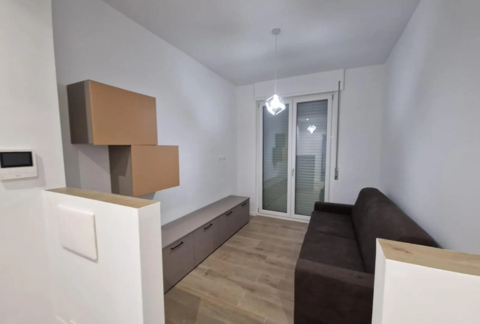 Imhome - Largo Gemito Milano 0*,  Italia